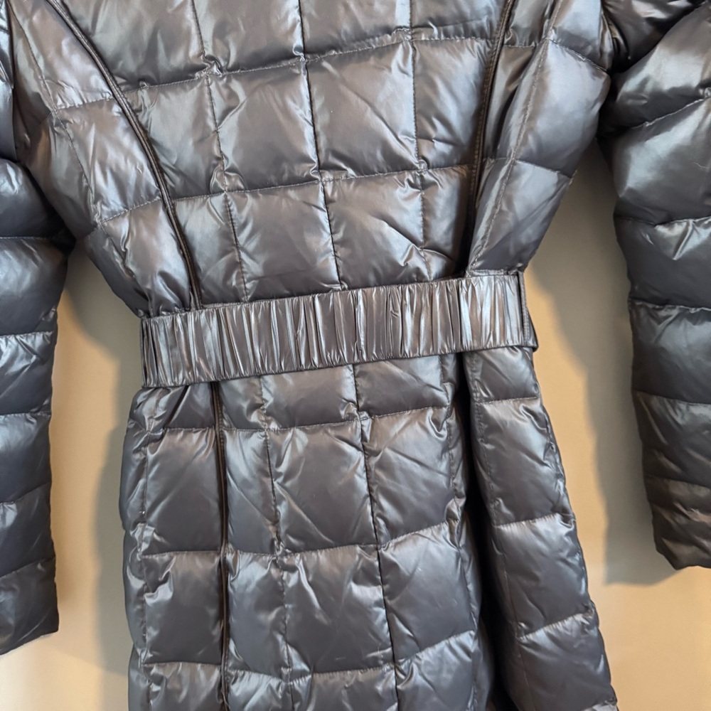 Laundry by Shelli Segal Down & Feather Long Puffer Coat - Picture 9 of 11